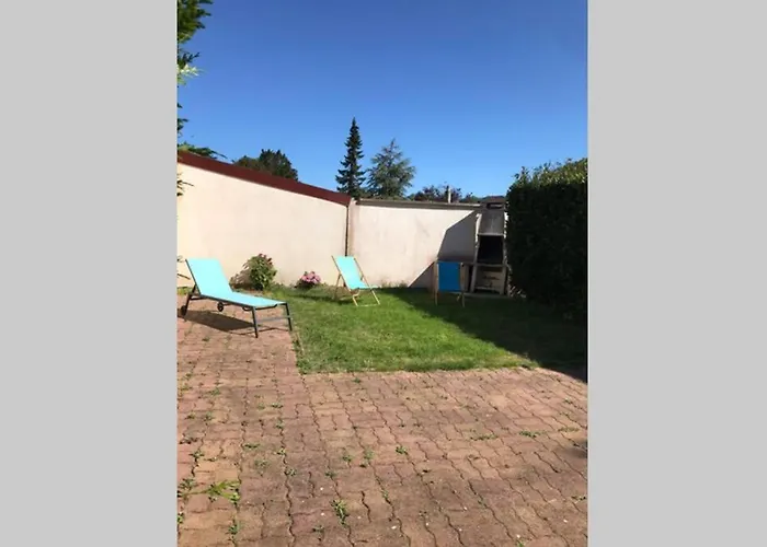 Joli Appartement Avec Jardin - La Maove