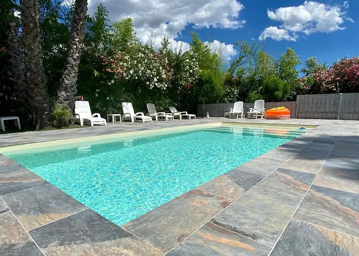 Chambres d'Hôtes Le Mas du Bijou Bleu