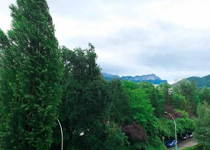Charmant appartement avec vue sur les montagnes