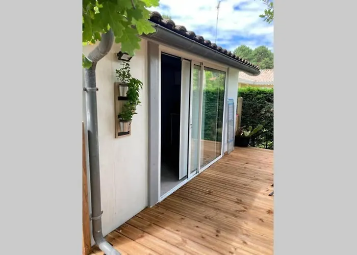 Charmant chalet avec une grande terrasse au Pyla
