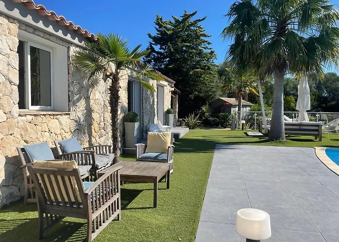 Villa Kanishka