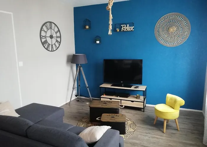 Appartement Avec 2 Chambres, Proche De La Gare De Saint Brieuc