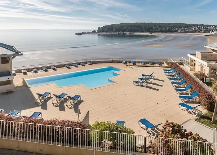 Une terrasse sur la mer