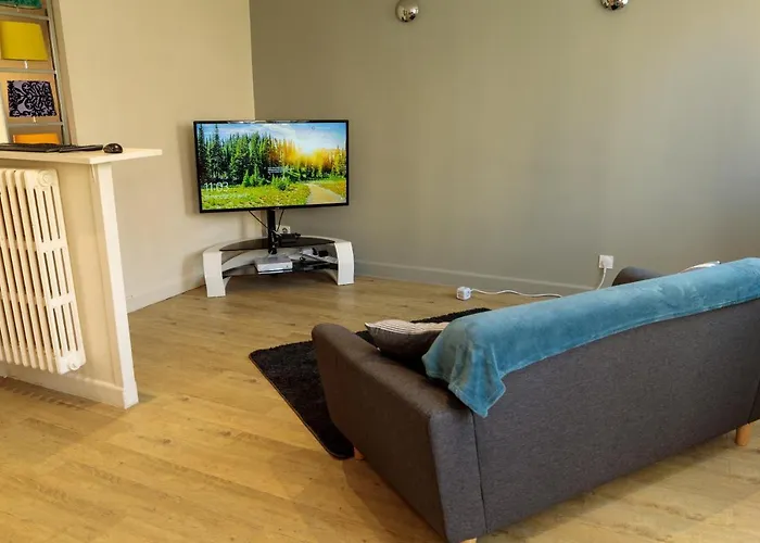 Thegreen Chambre Privee Tout Confort Chez L'Habitant Avec Bureau Tram Cezeaux