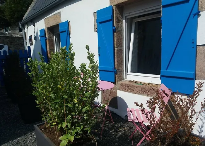 Maison bretonne de charme rénovée, WiFi gratuit, à 200m du centre de Perros-Guirec, plages à 800m - FR-1-368-249