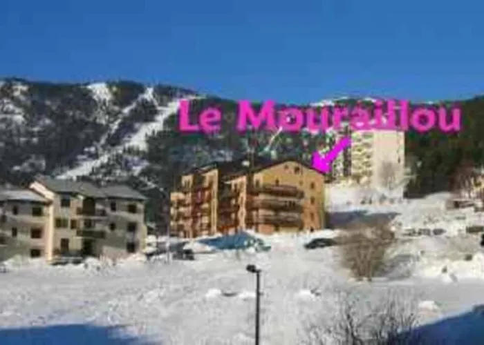 Les Angles: Esqui, Base Nautica, Naturaleza, Bike Park, ...