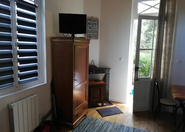 Studio 300M De La Plage