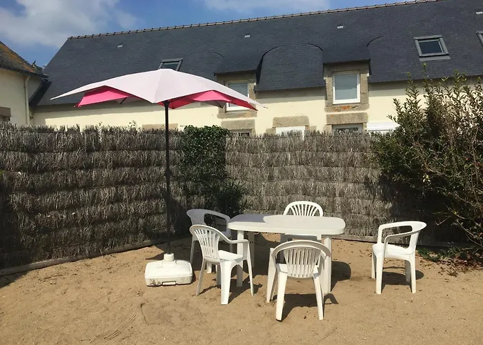 Petite Maison A Deux Pas De La Plage