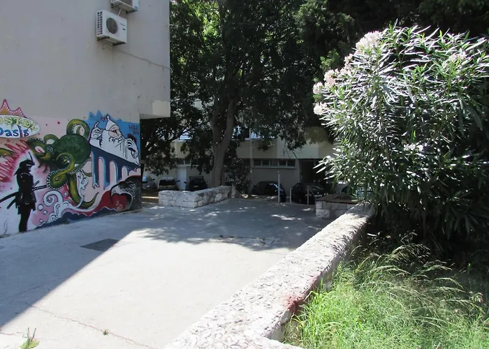 Oasis Hostel