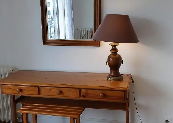 Appartement 83 m2, 4 lits , 5 Pers, 100 m de la gare, Confortable et Lumineux
