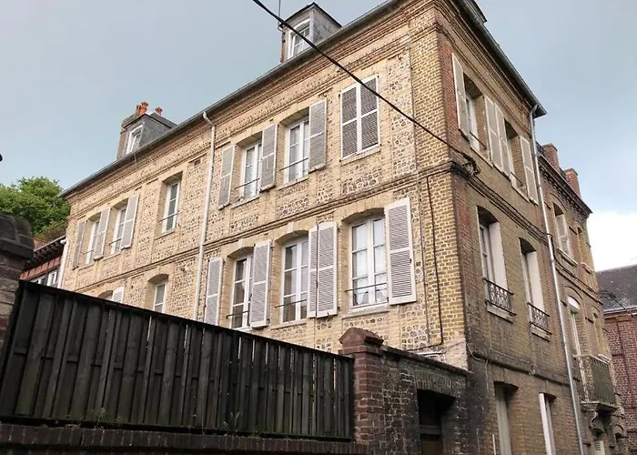 Sous Les Toits