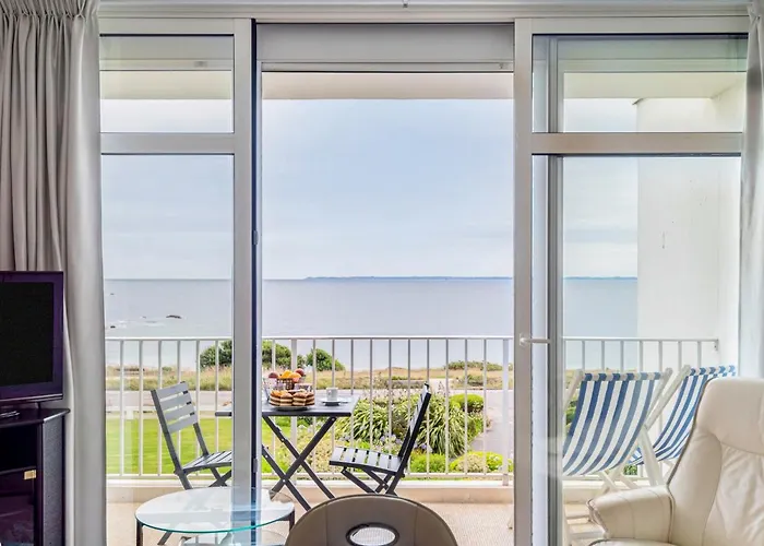 Apartment Les Trois Iles-9 By Interhome