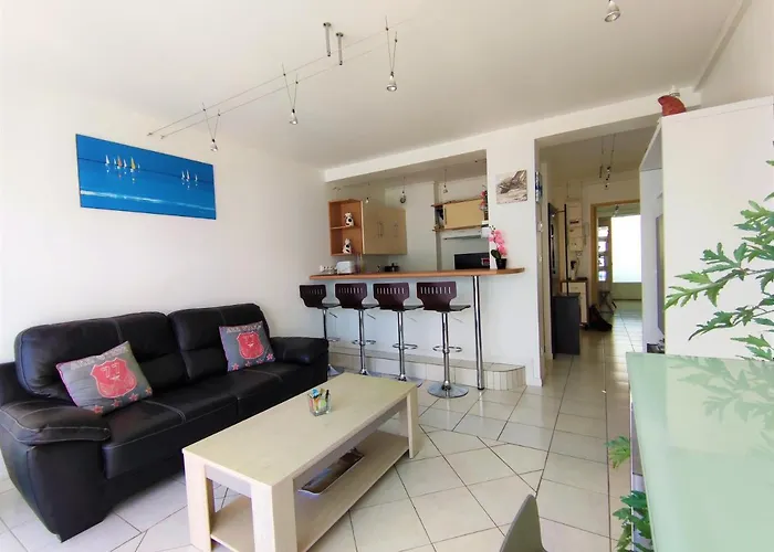 Appartement T3 Lumineux Et Tout Confort De 54 M2 Avec Parking Privatif