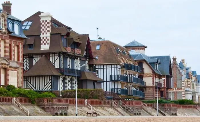 Charmant 2 pièces à 500 m des plages et du centre