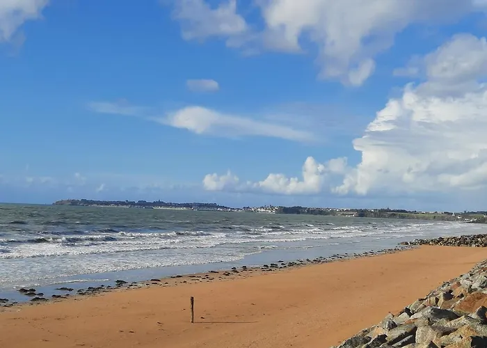 Granville plage normandie mont saint Michel