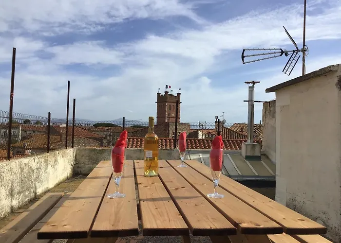 Canet : Agreable Maison Au Calme Pour 8 Personnes.