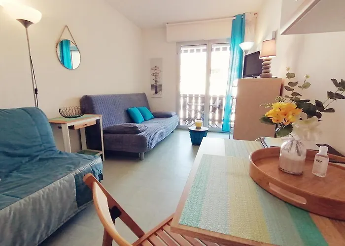 Agreable Studio Avec Terrasse A150M De La Plage