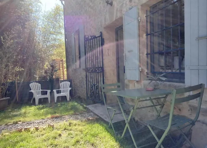 Appartement RDC Le Brin de soleil, Gite l Echapée Belle
