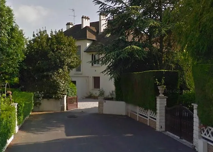 Studio, 15Mn De La Mer 5Mn De La Rue De La Mer Avec Jouissance Du Jardin Et Parking