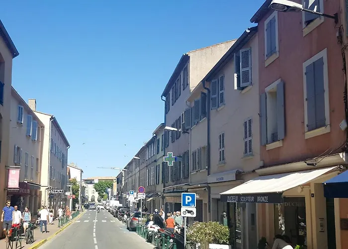 Location de vacances: Apartment Boulevard Louis Blanc-1 By Interhome