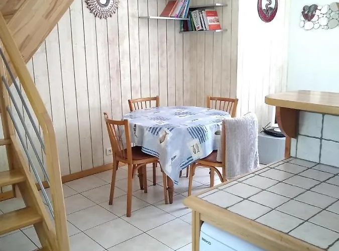 Maison de vacances: petite maison port de saint goustan