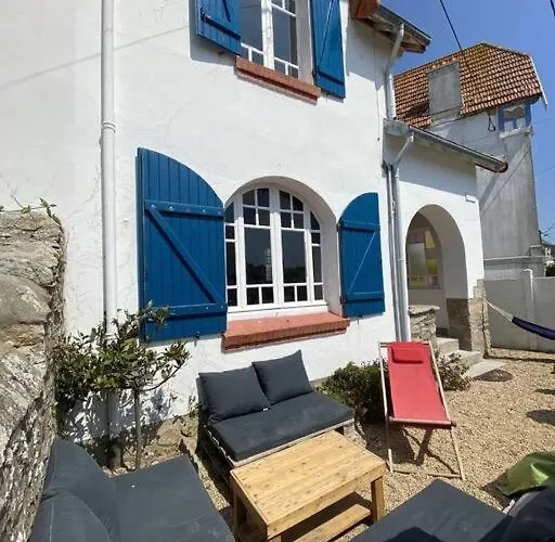 Les Clapotis Rue Du Phare Quiberon