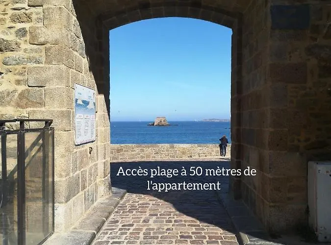 Au cœur des remparts, L'ÉCRIN Appartement 2 chambres pour 2-6 pers