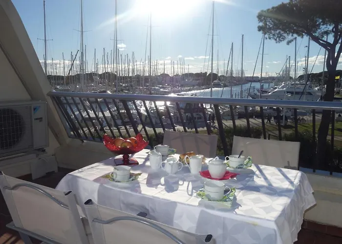 Apartment Les Jardins Du Port-8 By Interhome