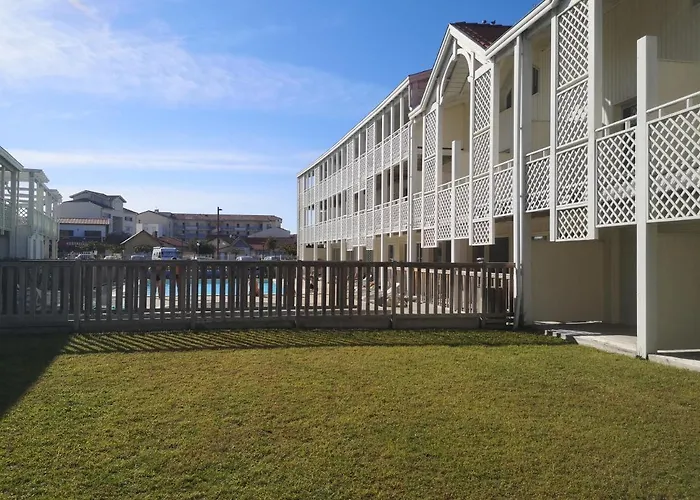 Appartement 200m de l'océan avec piscine extérieure