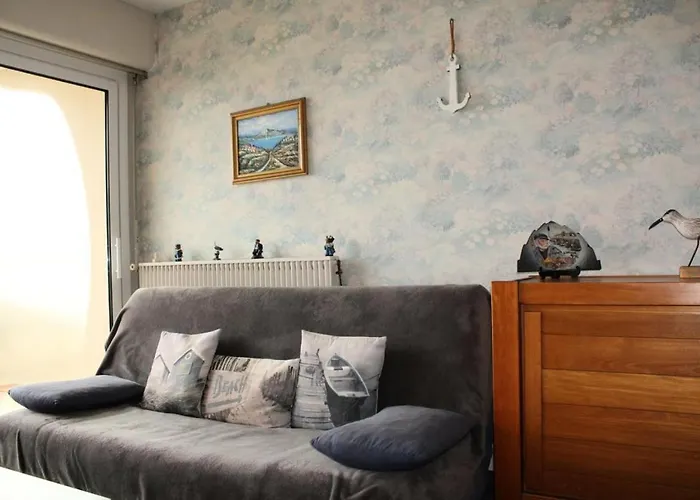 Residence Caroual - 3 Pieces Pour 6 Personnes 694