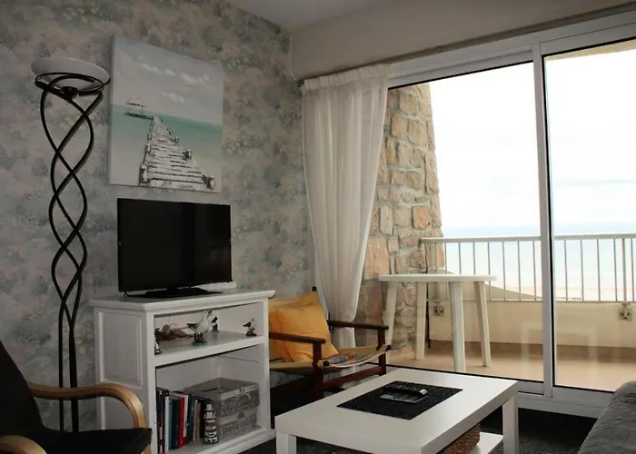 Residence Caroual - 3 Pieces Pour 6 Personnes 694