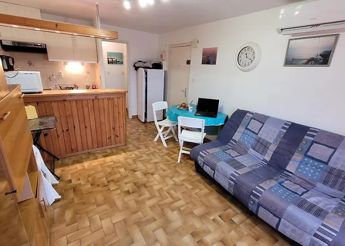 Hollywood E24 - T2 avec terrasse à 2 minutes de la plage