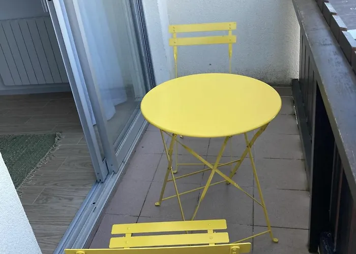 Studio Calme A 2 Pas De La Plage, Centre Et Activites Avec Parking Prive - Fr-1-550-27