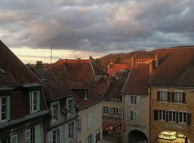 Arbois, joli petit appartement plein centre