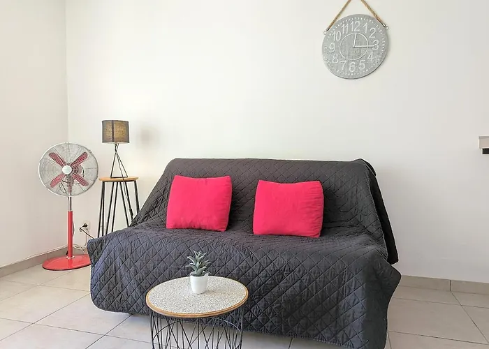 Appartement Renove Avec Parking Privatif ,A 2Min De La Plage