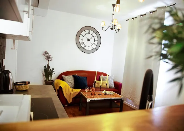 Les Lofts De Provins Apt 2