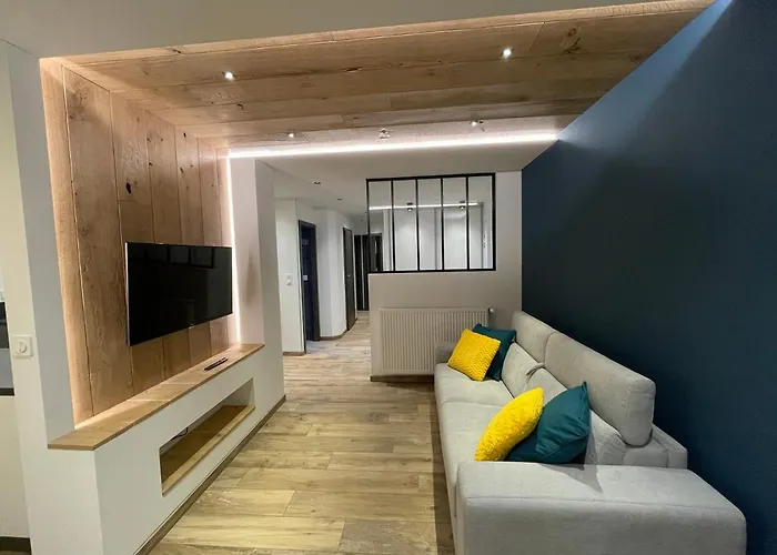 Bel Appartement T3 75M² Entierement Renove.