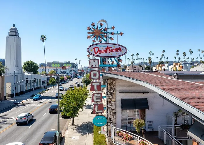 Hollywood Downtowner