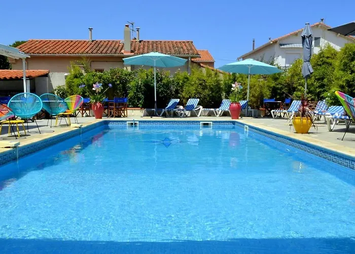 Belle Vue Mer Canet Plage accès piscine couverte et chauffée