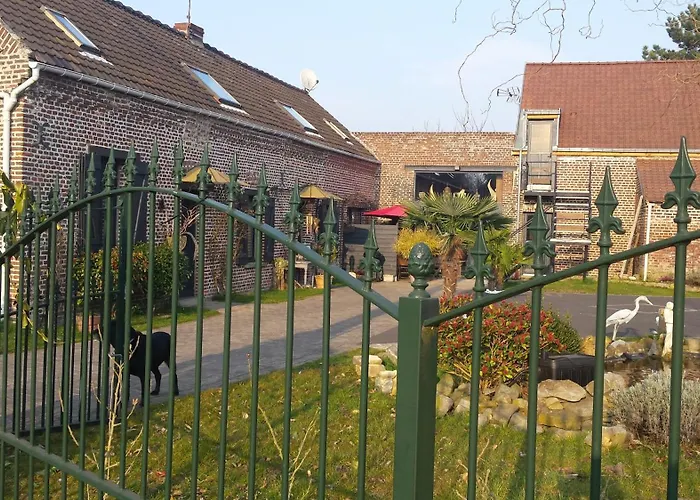 chambres d hotes ,hotel ,Secret d'une Nuit a vicq prės de onnaing,avec piscine