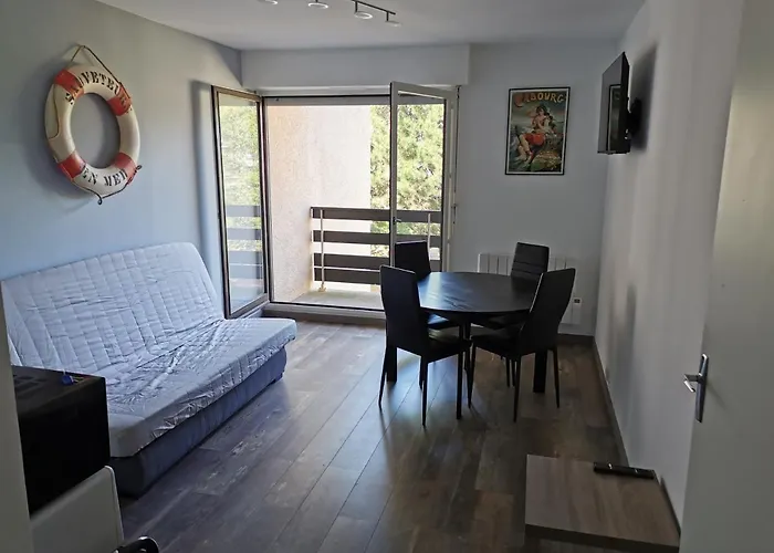 Joli Appartement 2 pièces 4 voyageurs tout équipé 13 avenue de la Divette 14390 CABOURG