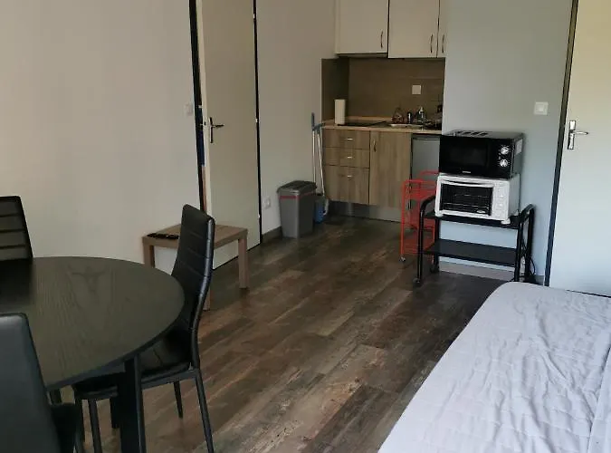 Joli Appartement 2 pièces 4 voyageurs tout équipé 13 avenue de la Divette 14390 CABOURG
