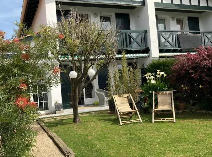 Maison A Plage, 5 Pieces, 5 Personnes, Jardin, Piscine, Tennis