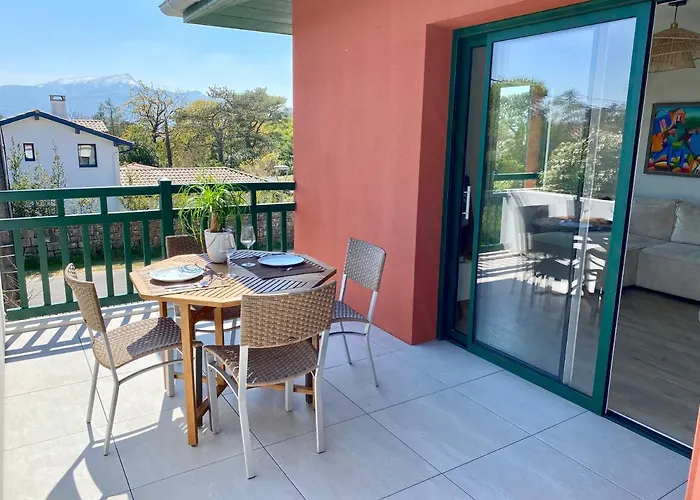 Superbe Appartement, Grande Terrasse Vue Mer Et Montagne
