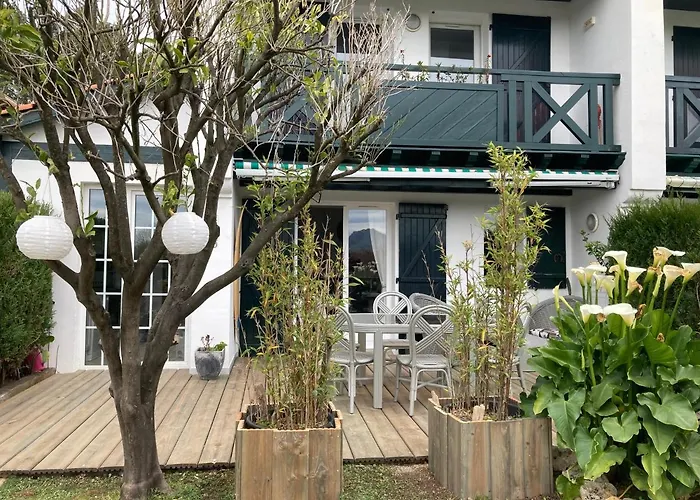 Maison A Plage, 5 Pieces, 5 Personnes, Jardin, Piscine, Tennis
