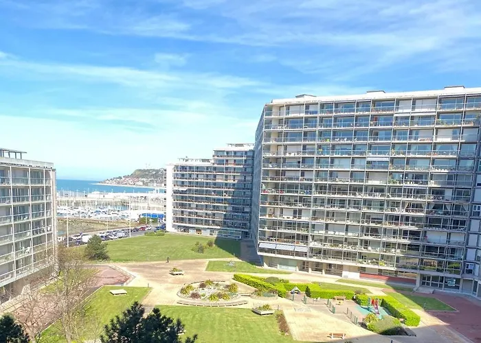 Vivez les flots bleus - Port de plaisance - Plage
