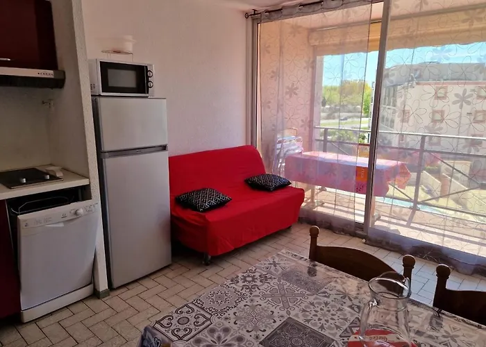 Nice 24M With Balcony Residence With Pool
