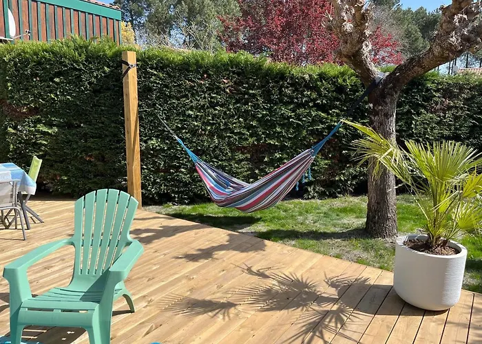 Maisonnette à 300 m du lac de Biscarrosse