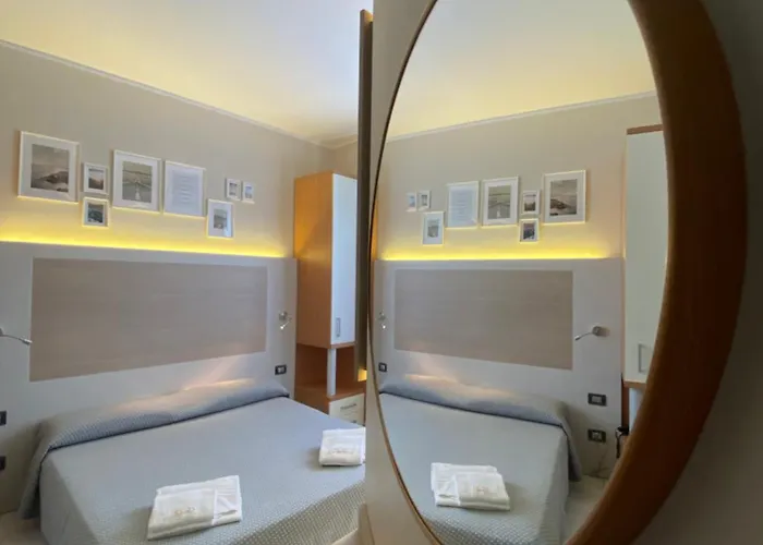 Hôtel bon marché: Hotel Due Giardini