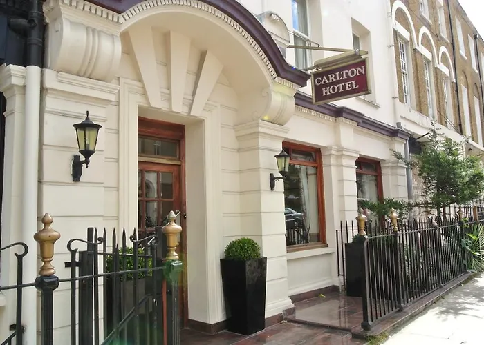 Carlton Hotel
